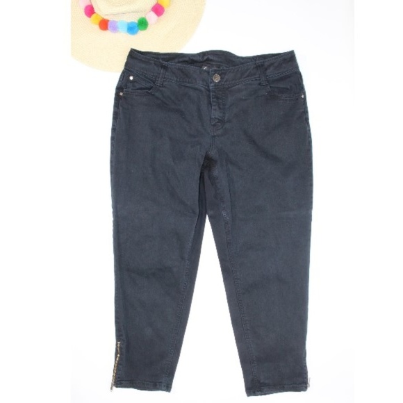 Lane Bryant Denim - Lane Bryant Slim ankle Leg Dark Wash Capri Jeans